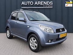 Daihatsu Terios - 1.5-16v Exclusive 4WD AUTOMAAT 5DRS.Trekhaak/Airco/NAP/4X4/Dealer Onderhouden
