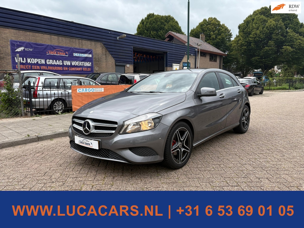 Mercedes-Benz A-klasse - 180 Prestige AMG 2X SLEUTEL NAP NIEUWE APK! - AutoWereld.nl