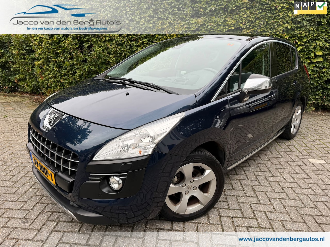 Peugeot 3008 - 1.6 Turbo I Executive I Navigatie I Head-Up Display - AutoWereld.nl