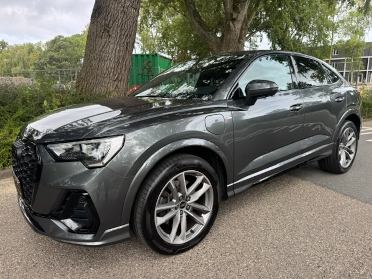 Audi Q3 Sportback - 45 TFSI e 3X S-LIne Grey Edition - AutoWereld.nl