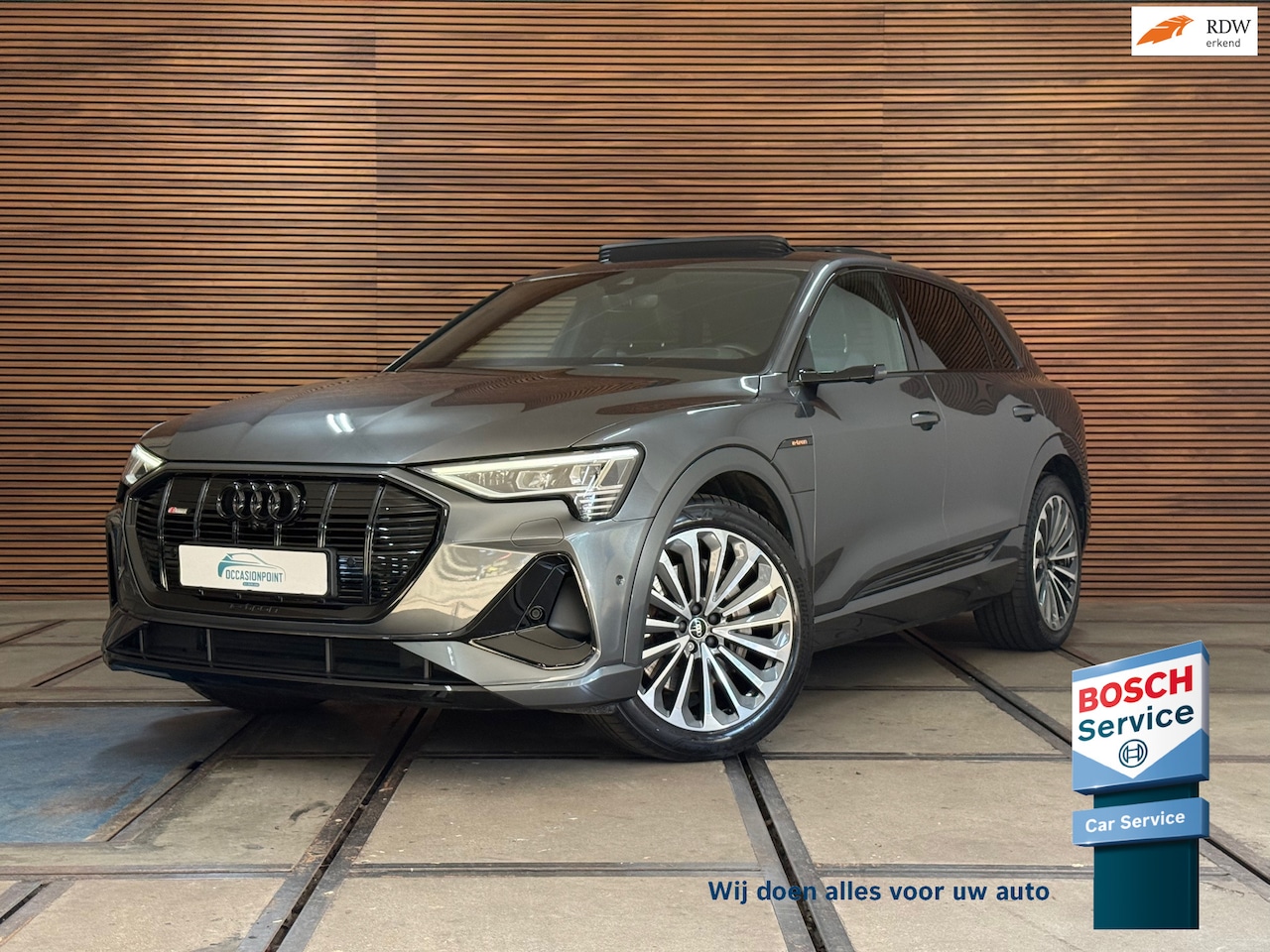 Audi e-tron - 55 quattro S-line edition 95 kWh | 408PK | Pano | Trekhaak | 360 | Ambient+ |MMI+ | HuD |T - AutoWereld.nl