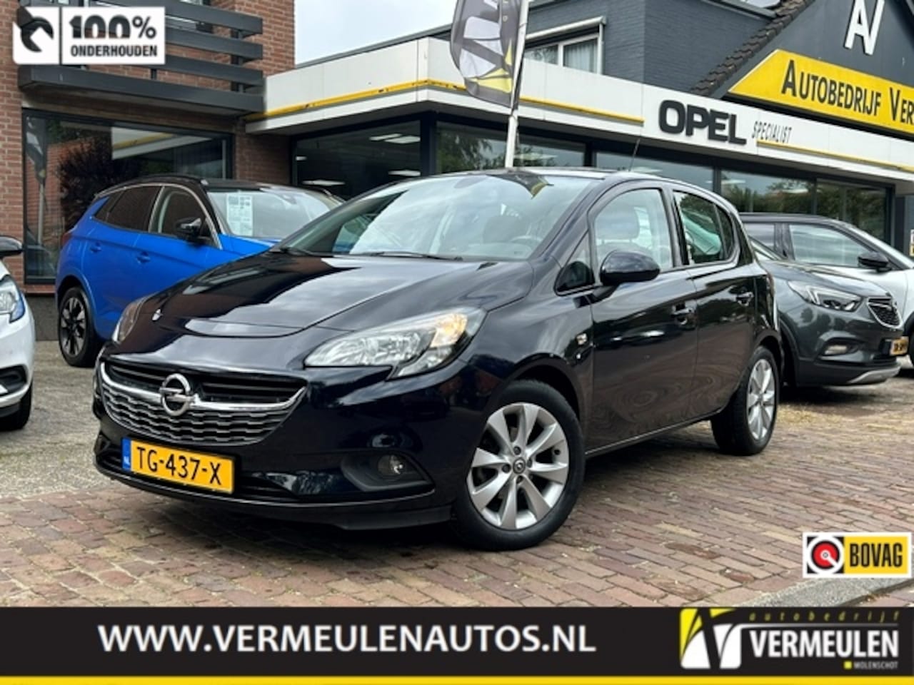 Opel Corsa - 1.4 90PK Favourite + 16"/ Navi/ Cruise/ CarPlay/ NL auto - AutoWereld.nl