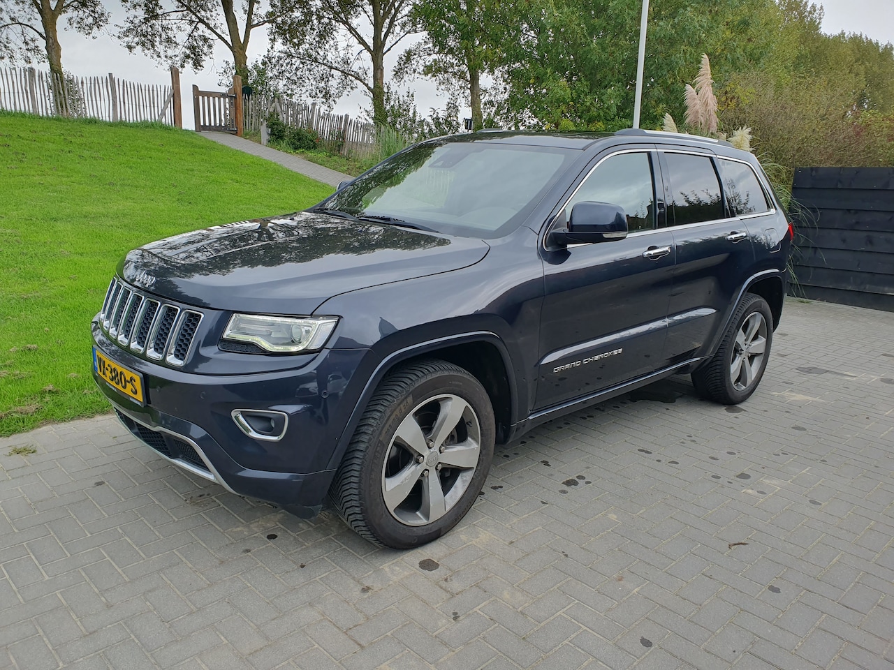 Jeep Grand Cherokee - 3.0 CRD Overland 250PK, Euro 6 - AutoWereld.nl