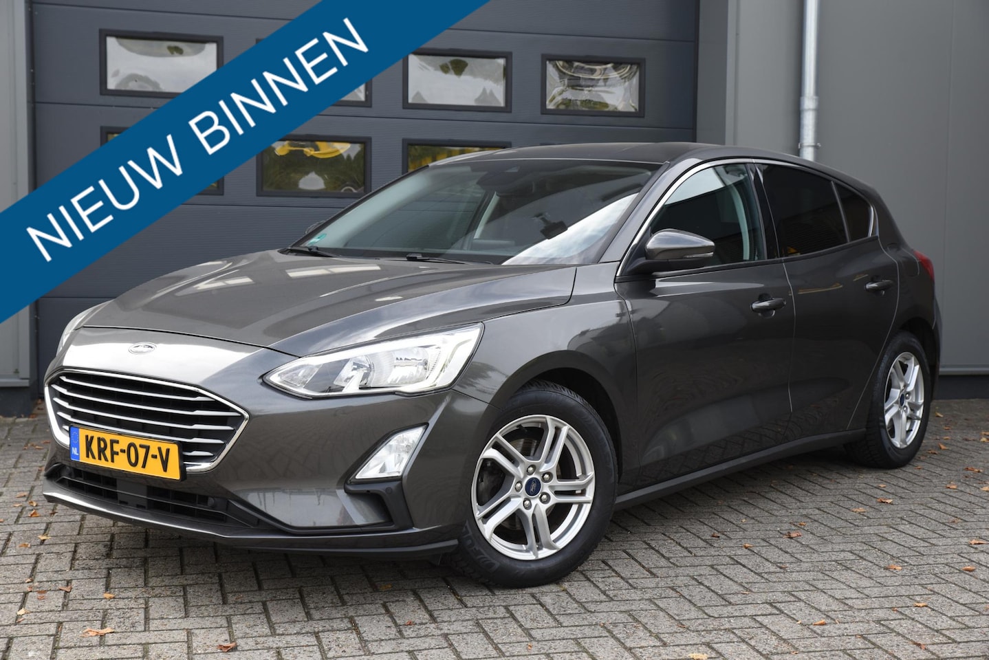 Ford Focus - 1.0 EcoBoost Titanium Business Winterpakket - AutoWereld.nl