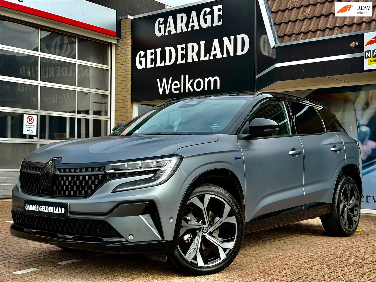 Renault Austral - 200PK Alpine | ALCANTARA | FULL-LED | APPLE/ANDROID | 360CAM | ACC | CLIMATE | GOOGLE | FU - AutoWereld.nl
