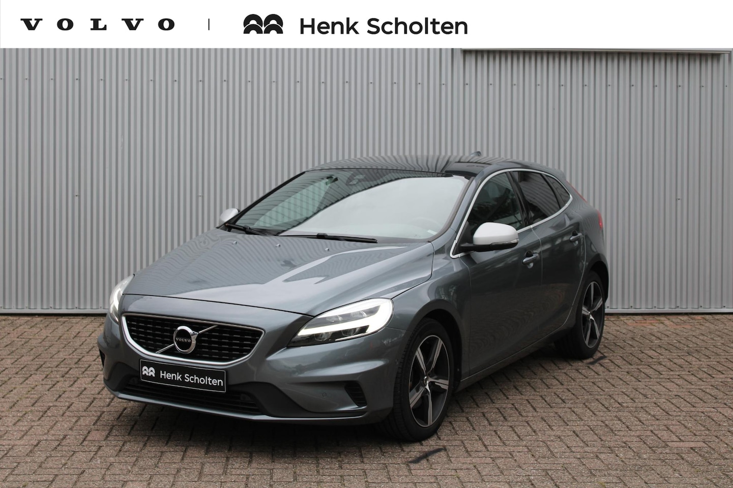Volvo V40 - 1.5 T3 Polar+ Sport Panoramadak | Achteruitrijcamera | Cruise Control | Parkeersensoren ro - AutoWereld.nl
