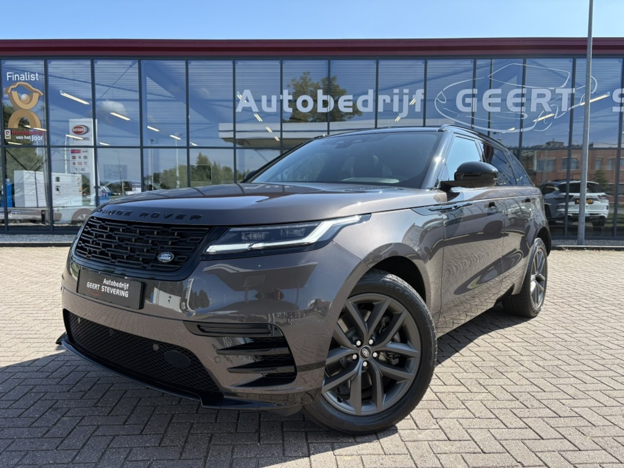 Land Rover Range Rover Velar - P400e 404pk AWD AUT - AutoWereld.nl
