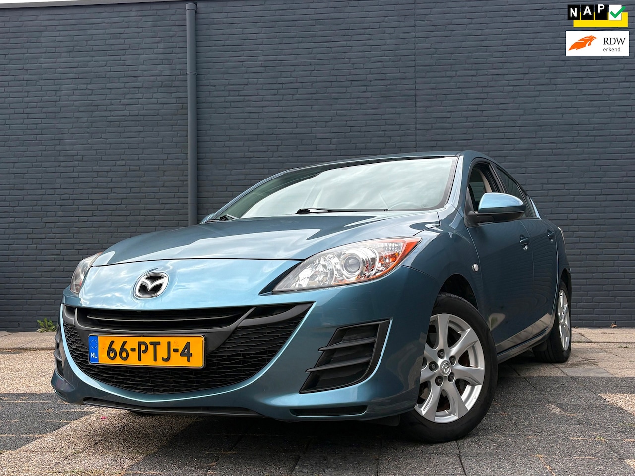 Mazda 3 - 1.6 Business | Airco - AutoWereld.nl