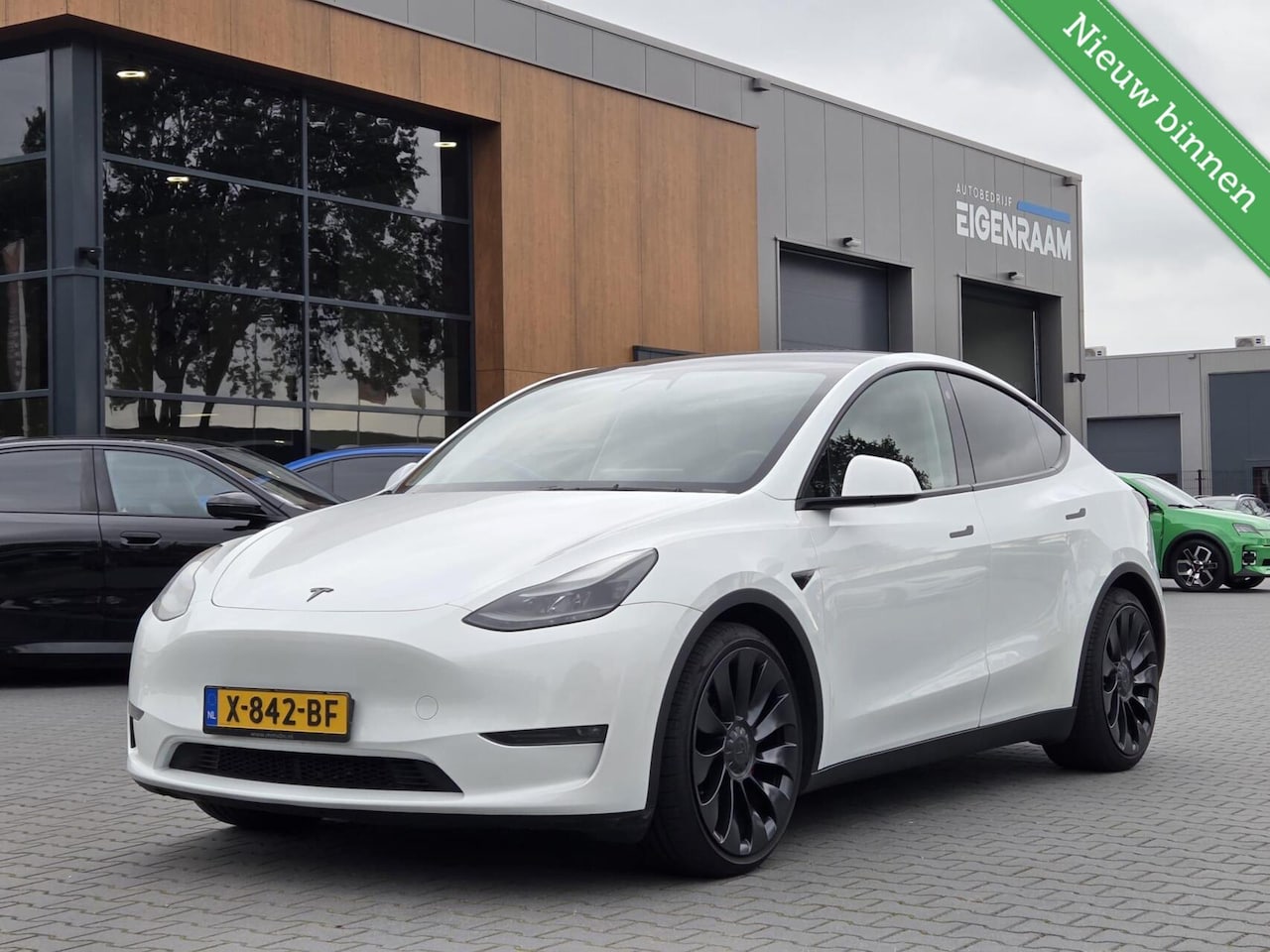 Tesla Model Y - Performance AWD 75kWh | Zeer netjes - AutoWereld.nl