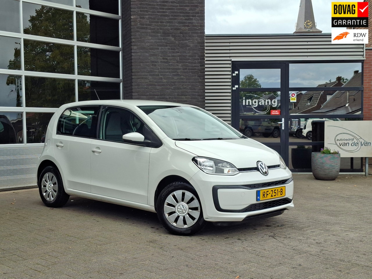 Volkswagen Up! - 1.0 BMT move up! | Bluetooth | Airco - AutoWereld.nl