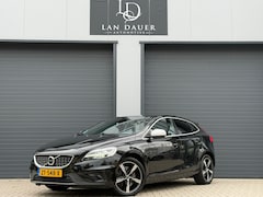 Volvo V40 - 1.5 T3 Polar+ Sport R-DESIGN AUTOMAAT / Trekhaak