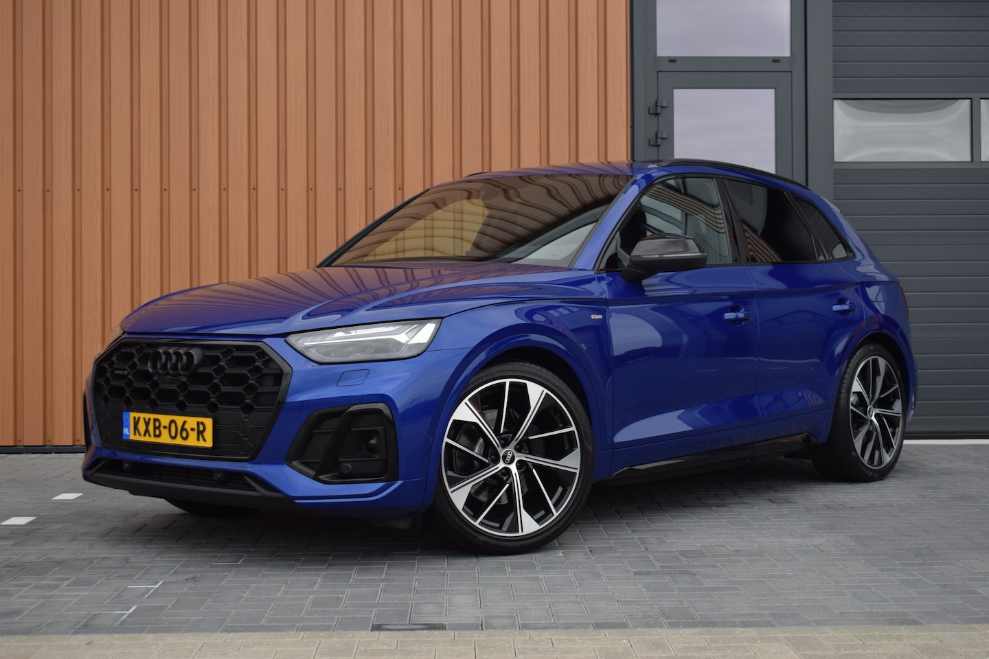 Audi Q5 - 55 TFSI e S-line | Luchtvering | Pano | RS stoelen | B&O | Head-Up | Trekhaak - AutoWereld.nl
