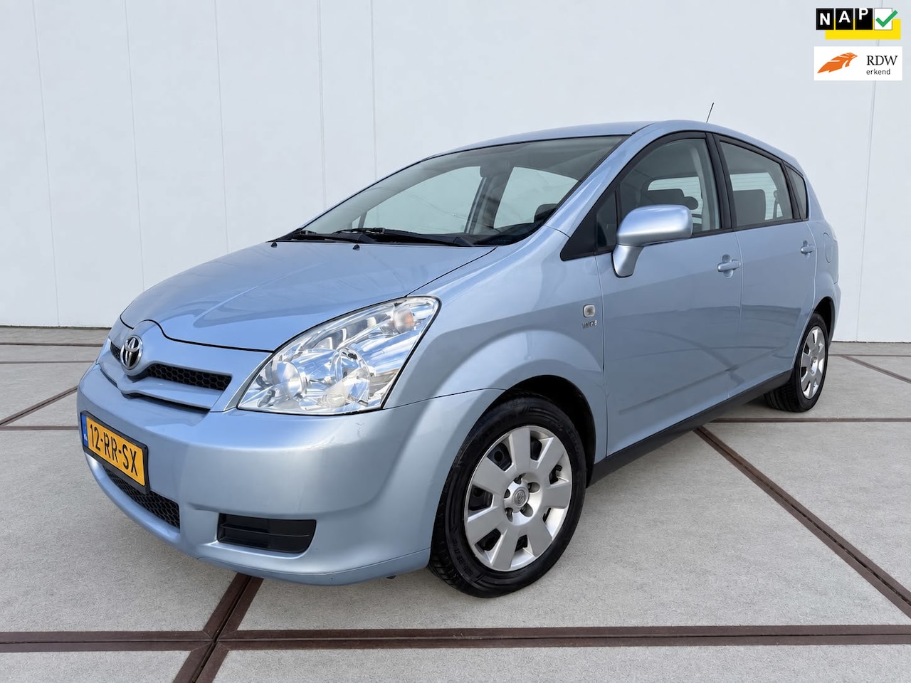 Toyota Corolla Verso - 1.6 VVT-i Airco - hoge instap - NAP - goed onderhouden - 1e eigenaar - AutoWereld.nl