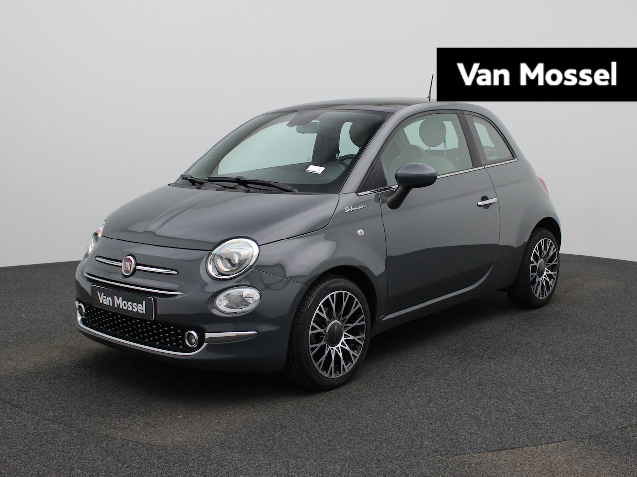 Fiat 500 - 1.0 Hybrid Dolcevita 69PK | Panoramadak | Digitale Cockpit | Parkeersensoren - AutoWereld.nl