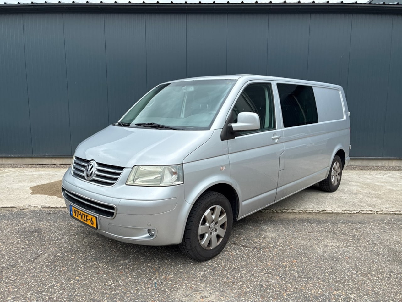 Volkswagen Transporter - 2.5 TDI 340 Trendline DC 2.5 TDI 340 Trendline DC (MARGE AUTO) - AutoWereld.nl