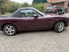 Mazda MX-5 - 1.6i Miracle/Nardi uitvoering