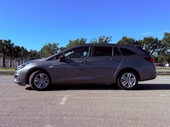 Opel Astra Sports Tourer - 1.4 Business Elegance