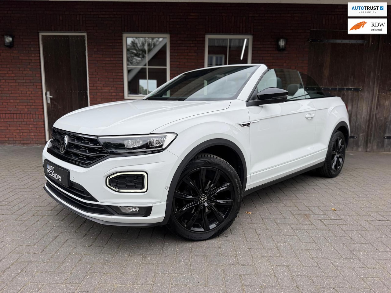 Volkswagen T-Roc Cabrio - 1.5 TSI R-Line | ACC| Camera| Virtual| Blind spot - AutoWereld.nl