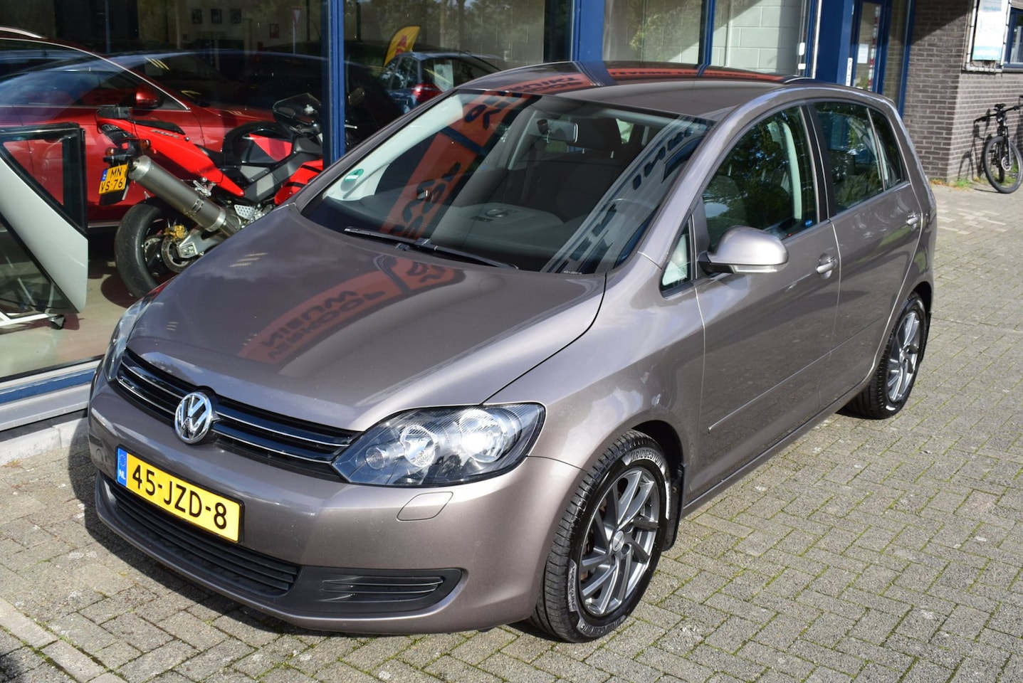 Volkswagen Golf Plus - 1.4 TSI Comfortline |Airco|Lichtmetalen velgen - AutoWereld.nl