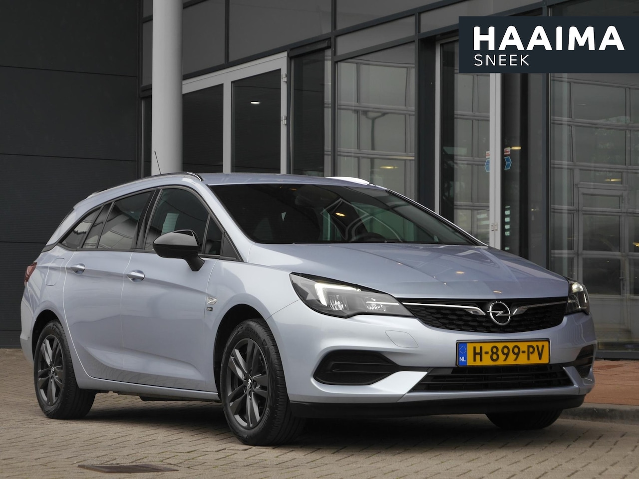 Opel Astra Sports Tourer - 1.2 Edition 2020 130pk | Stoel en stuurverwarming | Trekhaak | Lichtmetalen velgen | Navig - AutoWereld.nl