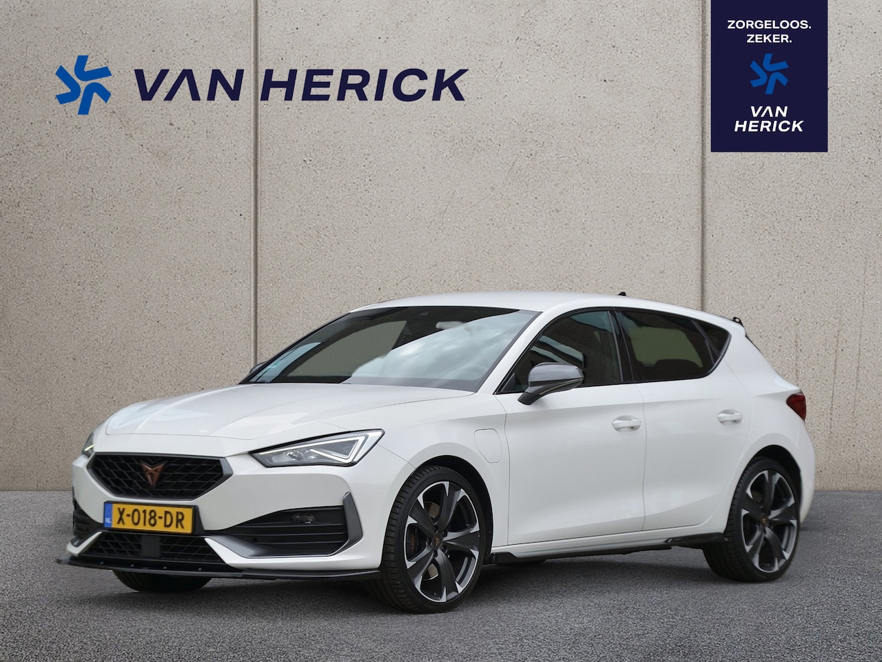 CUPRA Leon - 1.4 e-Hybrid VZ Business 245PK | Winterpakket | Full Link | Maxton - AutoWereld.nl