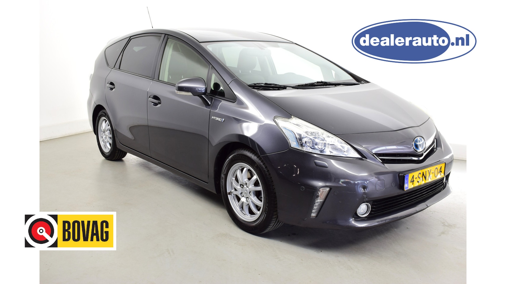 Toyota Prius - 1.8 Business Plus: 7 zitter, extra set winterbanden!, afneembare trekhaak (fietsendragerha - AutoWereld.nl