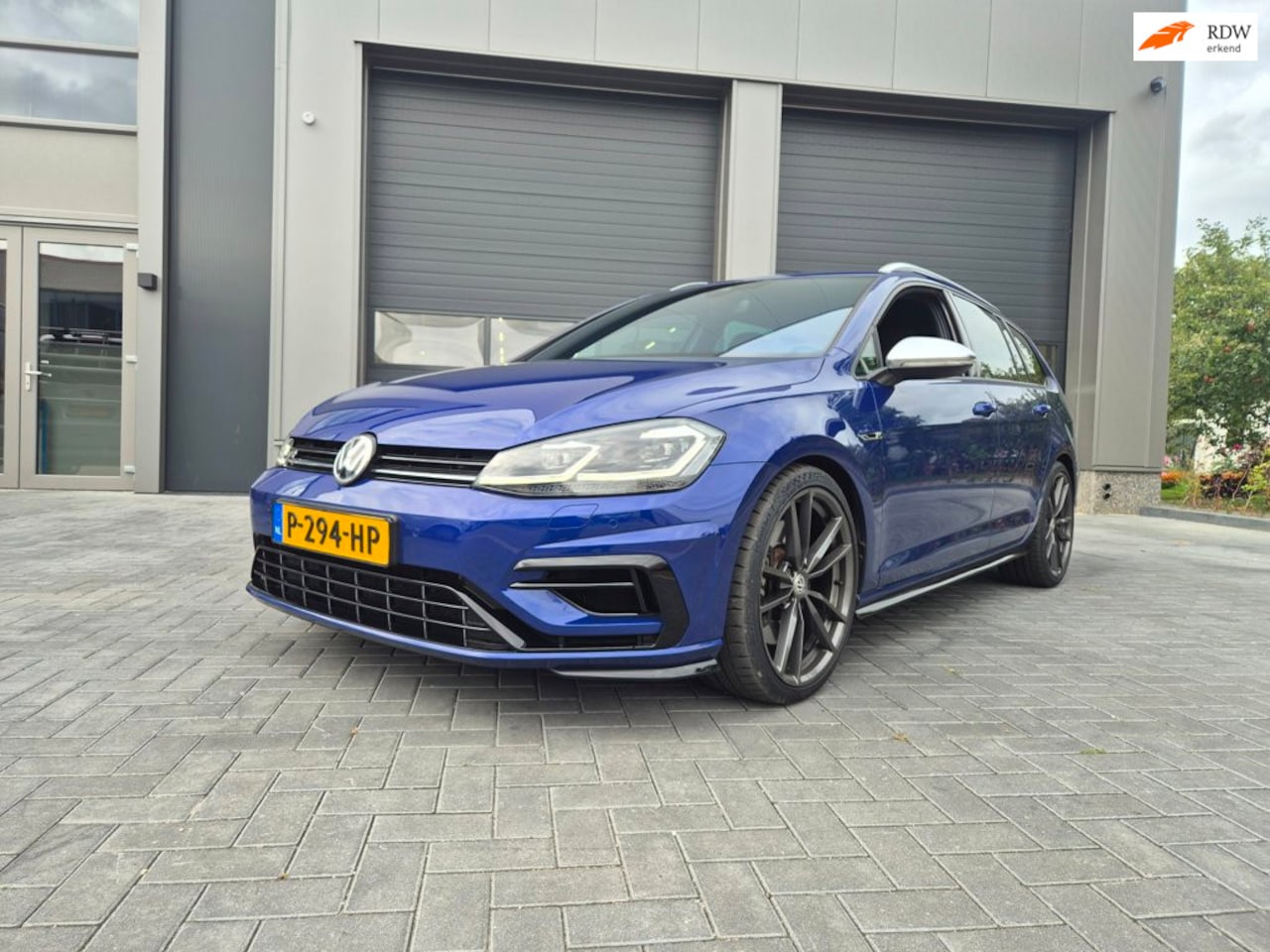 Volkswagen Golf Variant - 2.0 TSI 4Motion R Variant/Station - AutoWereld.nl