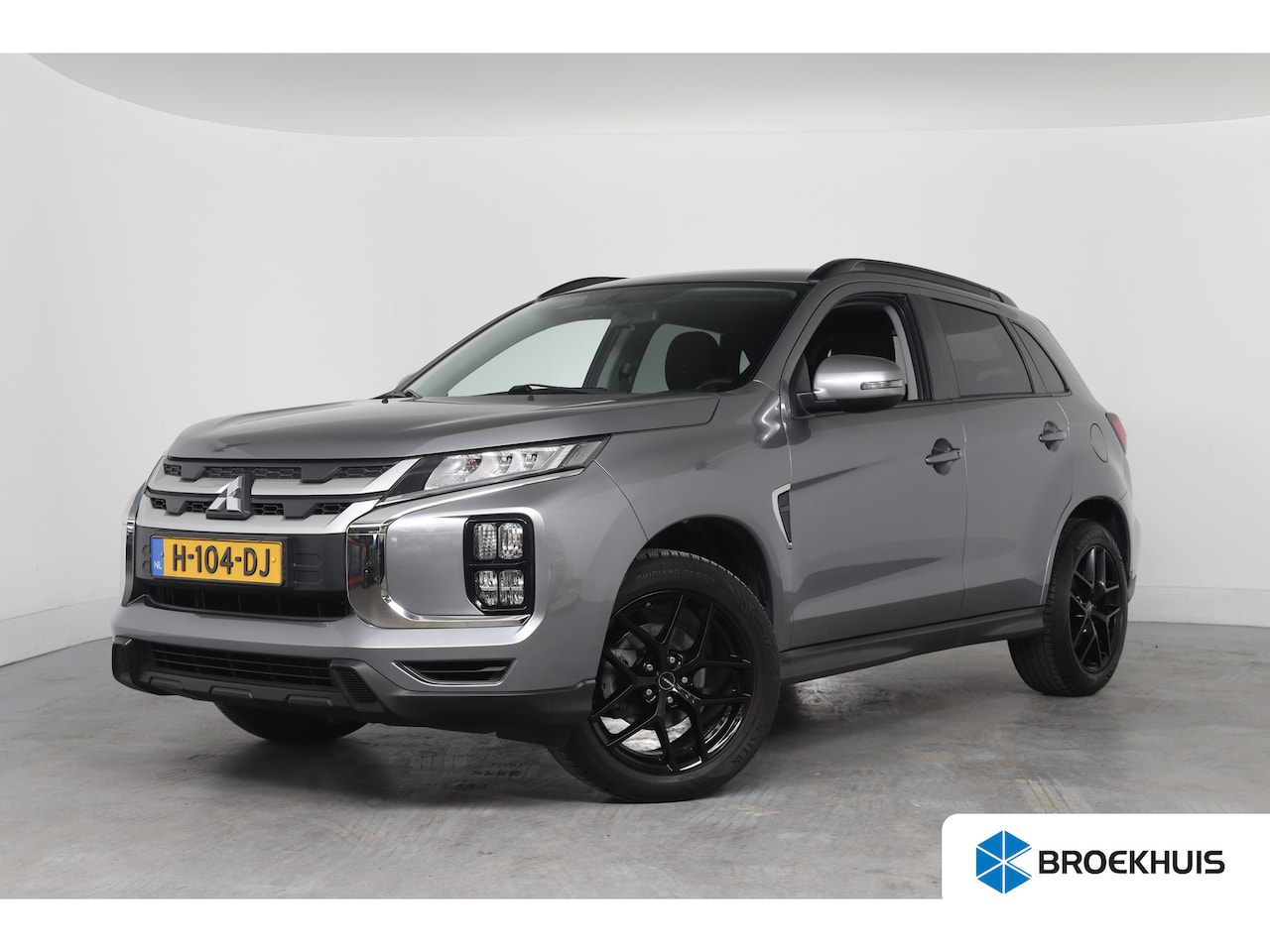 Mitsubishi ASX - 2.0 Pure | Automaat! | Dealer Onderhouden! | 1e Eigenaar! | Stoelverwarming | Camera | LED - AutoWereld.nl