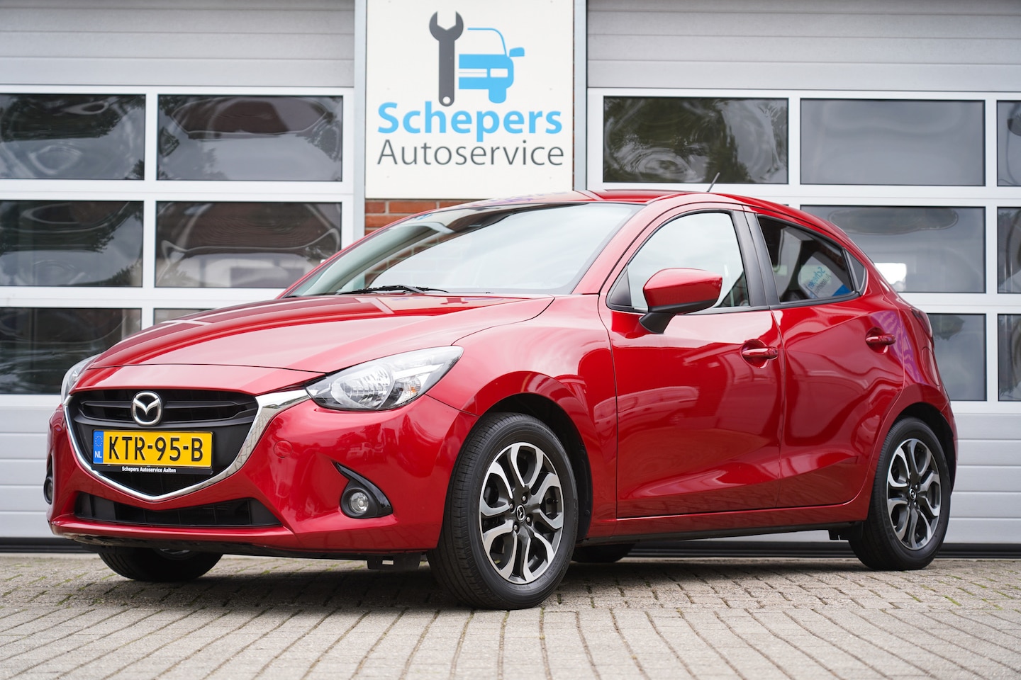 Mazda 2 - 1.5 Skyactiv-G GT-M Line 1.5 Skyactiv-G GT-M Line - AutoWereld.nl
