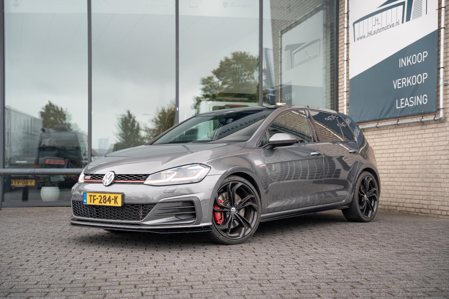 Volkswagen Golf - 2.0 TSI GTI Performance *372PK*EVENTURI*PANO*ACC* - AutoWereld.nl