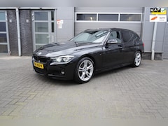 BMW 3-serie Touring - 318i M Sport Edition