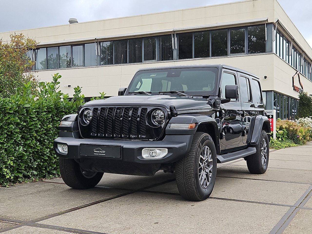 Jeep Wrangler Unlimited - 4xe 380 Sahara |NAVI|CLIMA|CRUISE|CAMERA VOOR+ACHTER| 19095 \ StockID UX06835 - AutoWereld.nl
