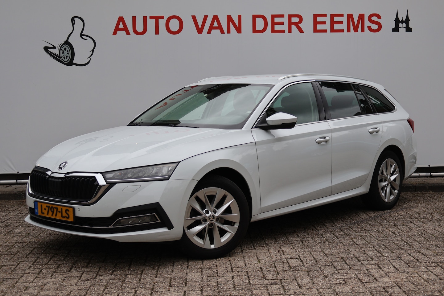 Skoda Octavia Combi - 111PK TSI Style / NL-Auto / Clima / Comf.pakket / Stuurverw. / Enz - AutoWereld.nl