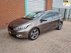 Kia Cee'd Sportswagon - 1.6 GDI BusinessLine Navi Bj:2015 NAP
