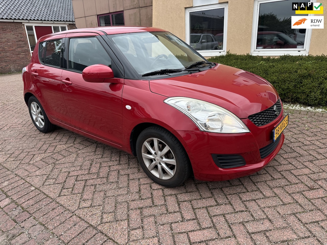 Suzuki Swift - 1.2 Comfort EASSS AIRCO EL RAM NAP DEALER OH - AutoWereld.nl