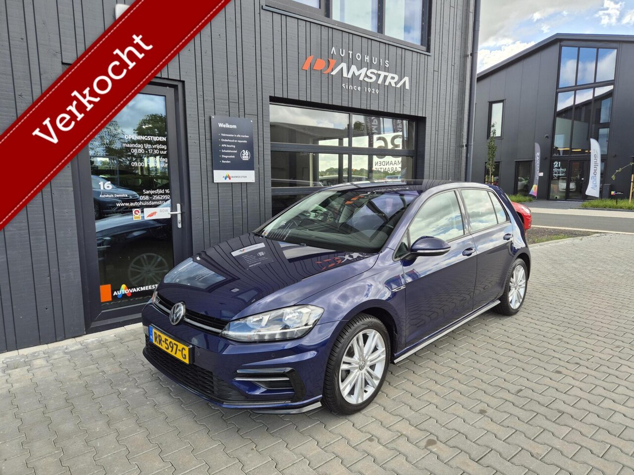 Volkswagen Golf - 1.0 TSI Comfortline R Line pakket|Trekhaak|Navi|Cruise|Clima| - AutoWereld.nl