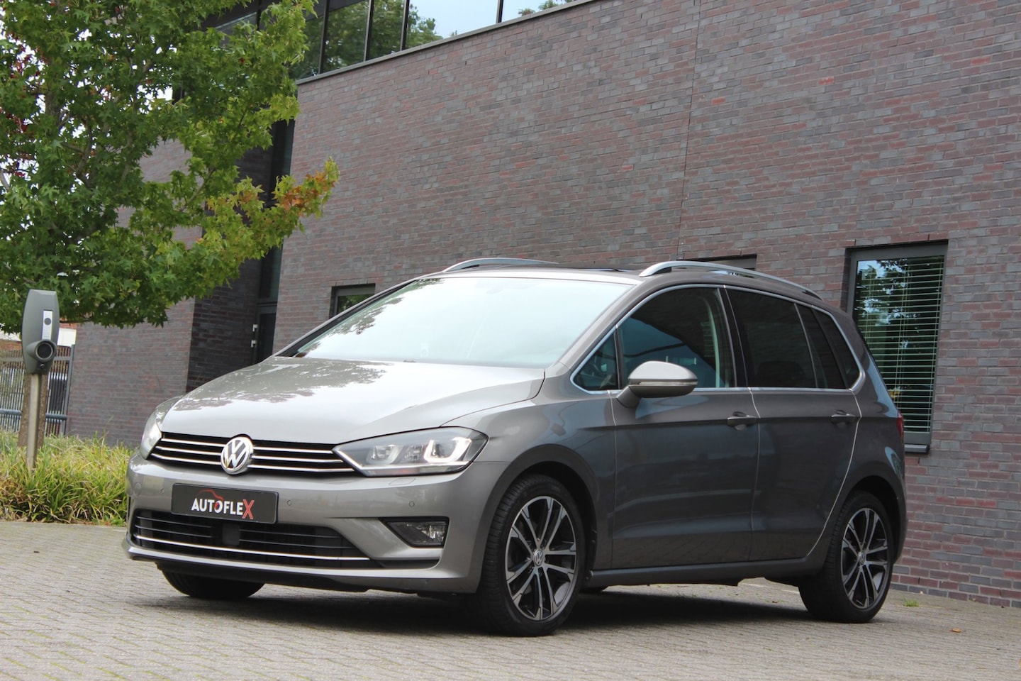 Volkswagen Golf Sportsvan - 1.4 TSI Highline 1.4 TSI Highline - AutoWereld.nl