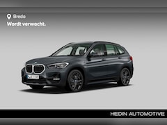 BMW X1 - xDrive25e eDrive Edition | Sport Line | Navigatie Plus | Adaptieve LED koplampen | Head Up