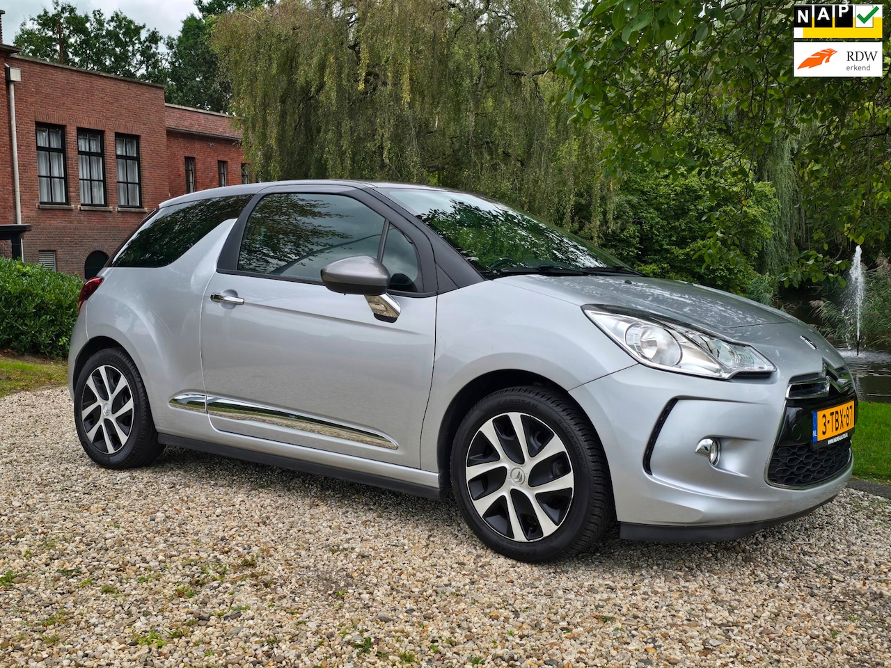 Citroën DS3 - 1.2 VTi So Chic AIRCO/cruise - AutoWereld.nl