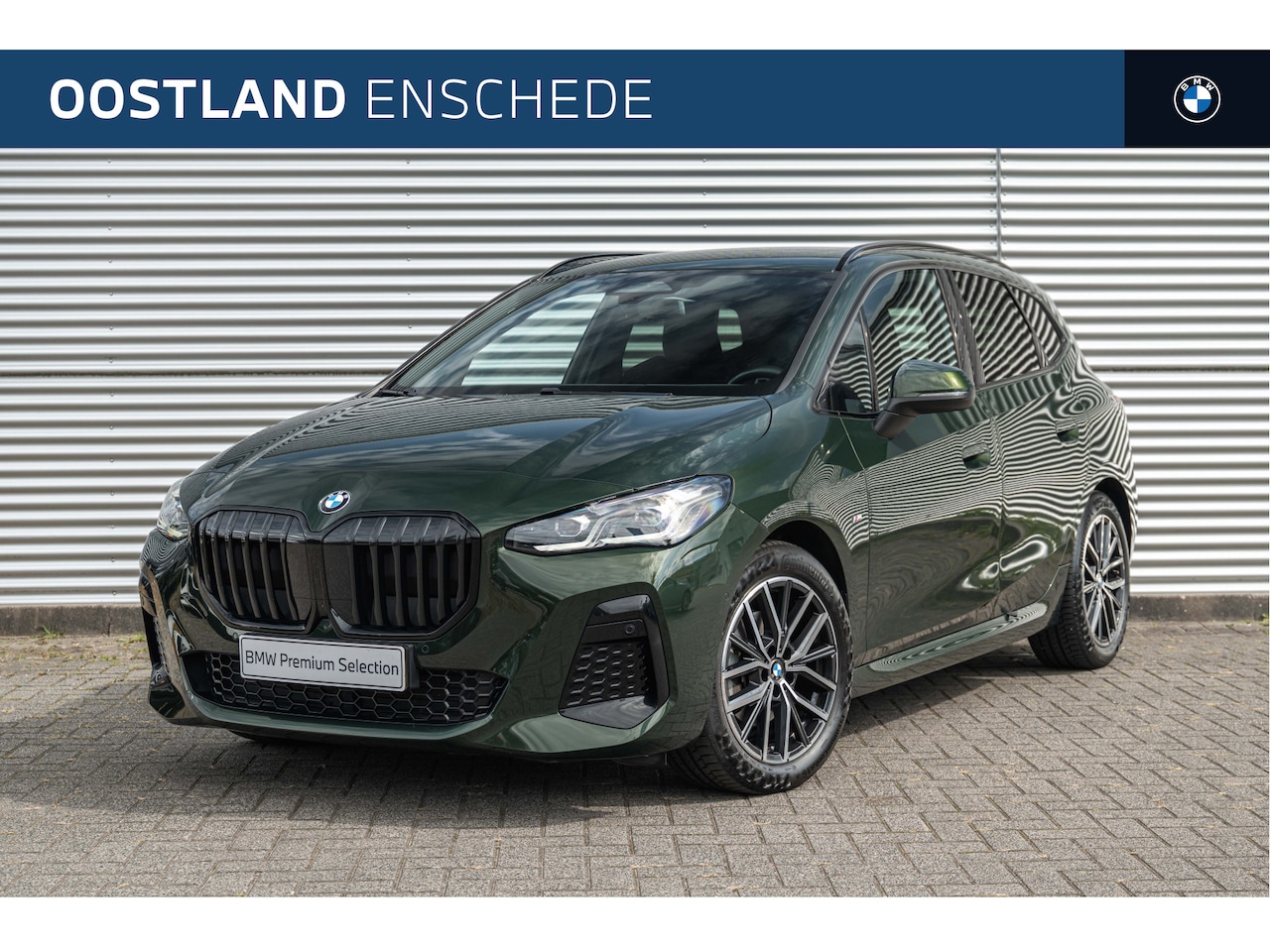 BMW 2-serie Active Tourer - 218i M Sport Automaat / Trekhaak / Sportstoelen / Comfort Access / Achteruitrijcamera / Ad - AutoWereld.nl