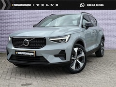 Volvo XC40 - 2.0 B4 Plus Dark | Trekhaak | Lichtmetalen Velgen 19 inch | All-Season banden | Harman Kar