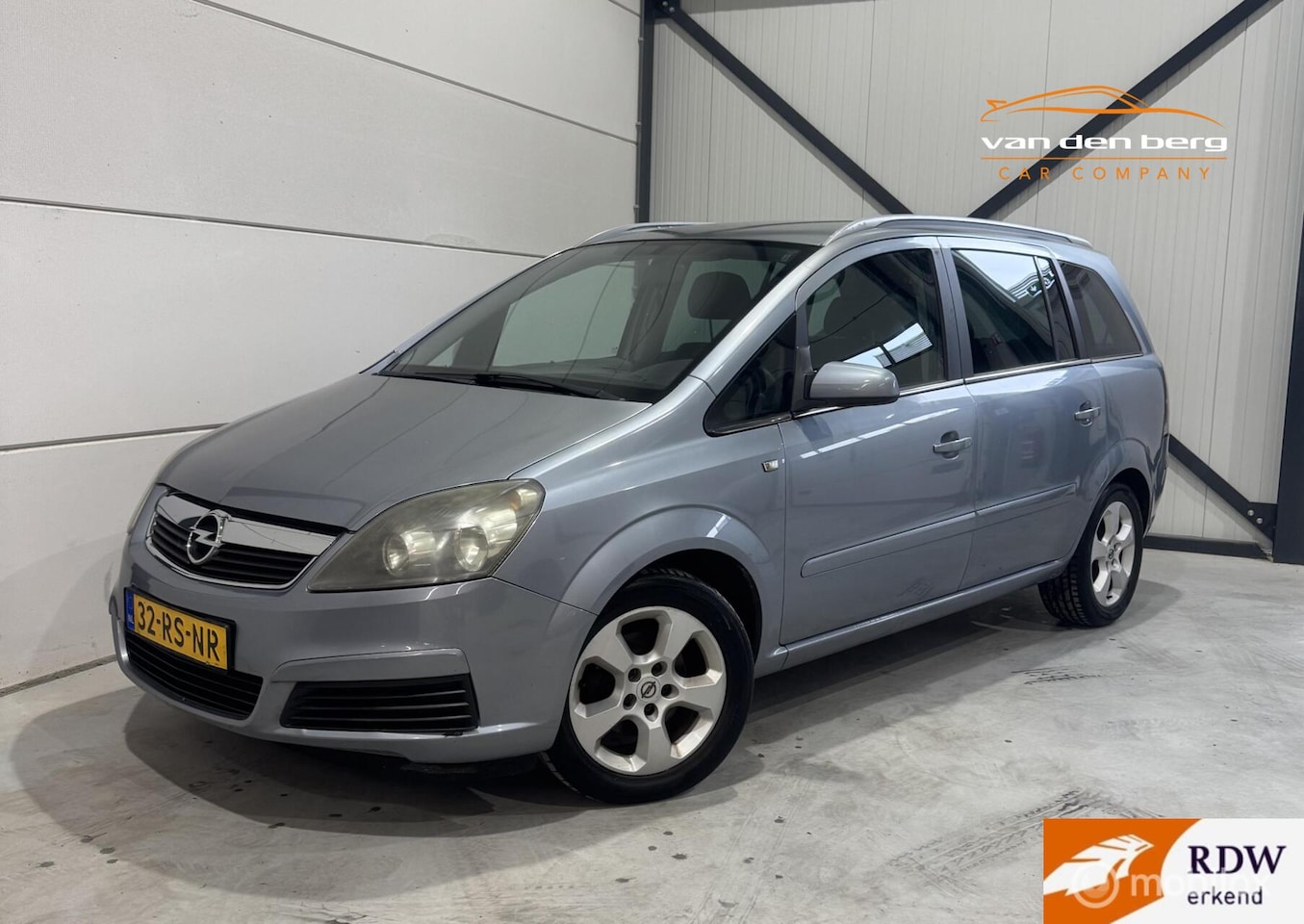 Opel Zafira - 1.6 Enjoy LM velgen 7 Persoons Trekhaak - AutoWereld.nl