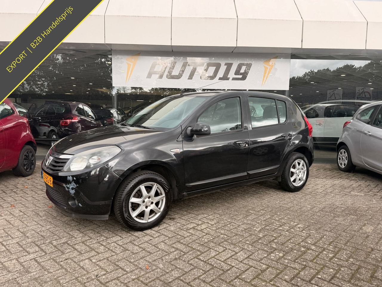 Dacia Sandero - 1.2 Blackline 1.2 Blackline - AutoWereld.nl
