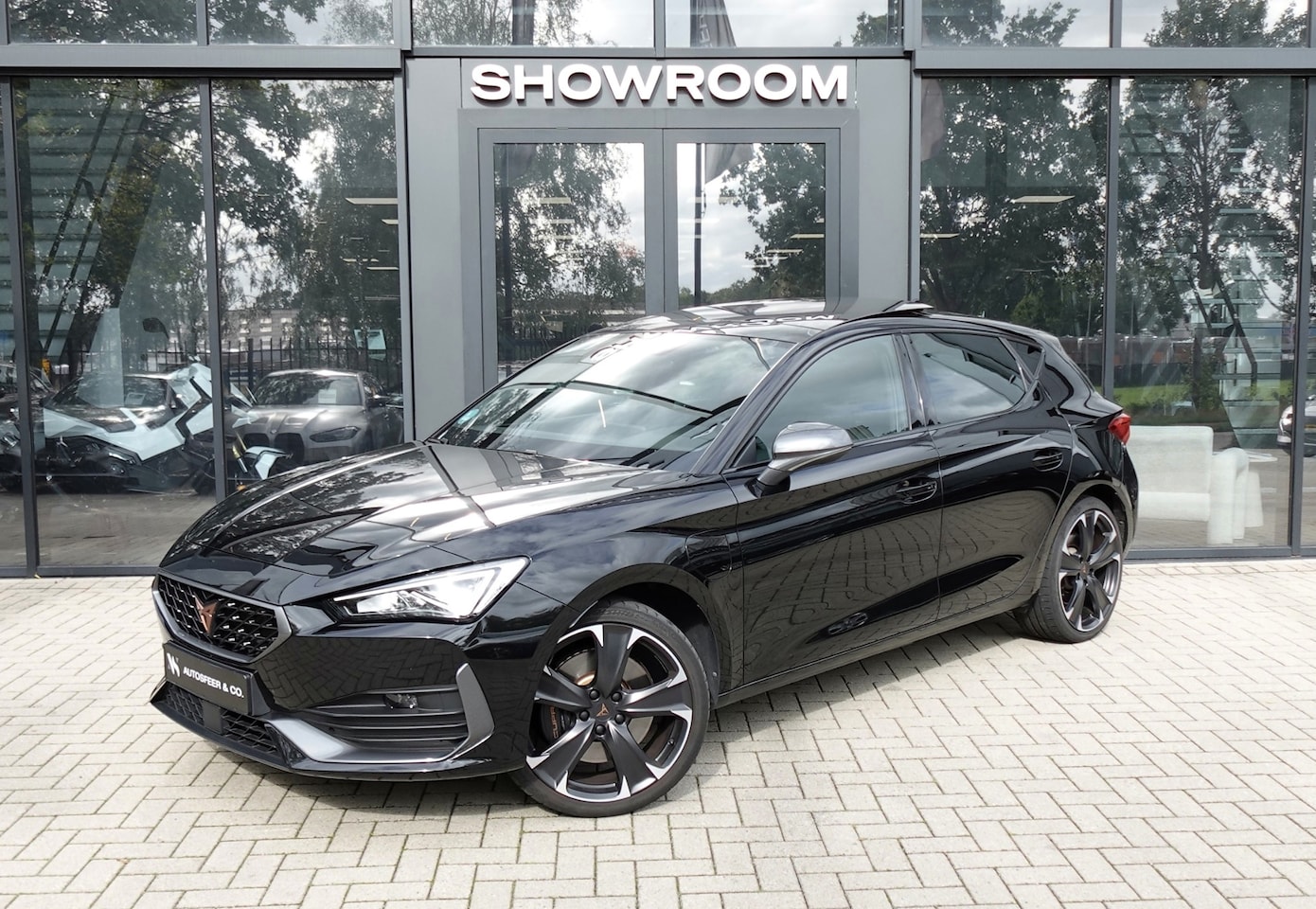 CUPRA Leon - Cupra Leon 1.4 e-Hybrid VZ Adrenaline PANO MATRIX KEYLESS VOL - AutoWereld.nl