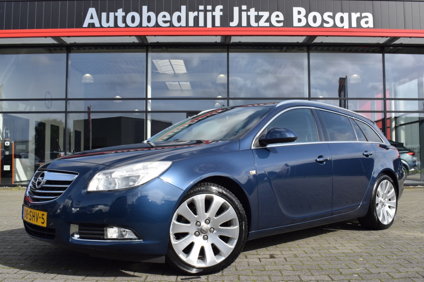 Opel Insignia Sports Tourer - 1.6 T Cosmo Full Map Navi | Sportstoelen | Airco | Telefonie | Trekhaak - AutoWereld.nl