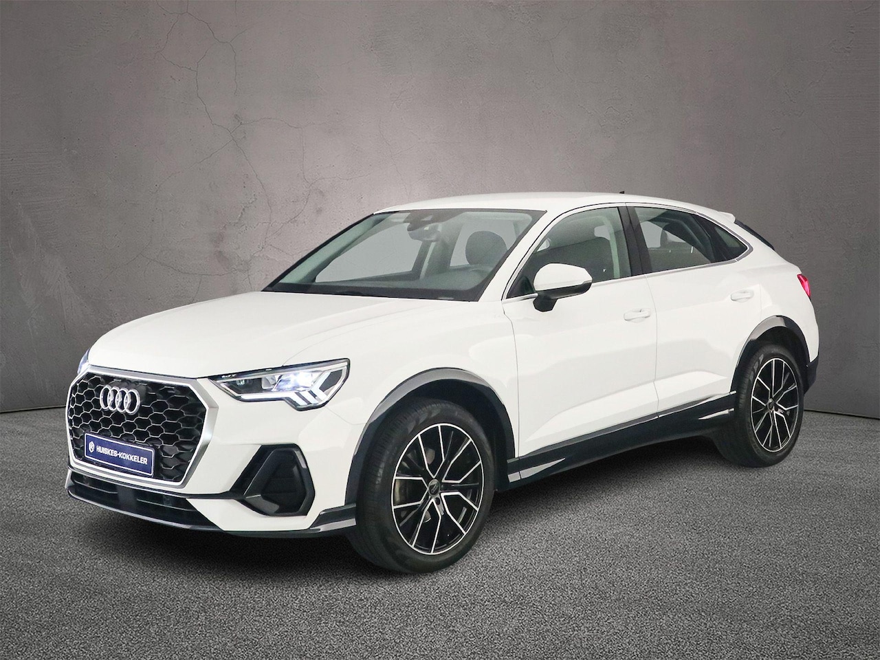 Audi Q3 Sportback - 35 TFSI S Edition | Achteruitrijcamera | Elektrische achterklep | Dodehoek detectie | Crui - AutoWereld.nl
