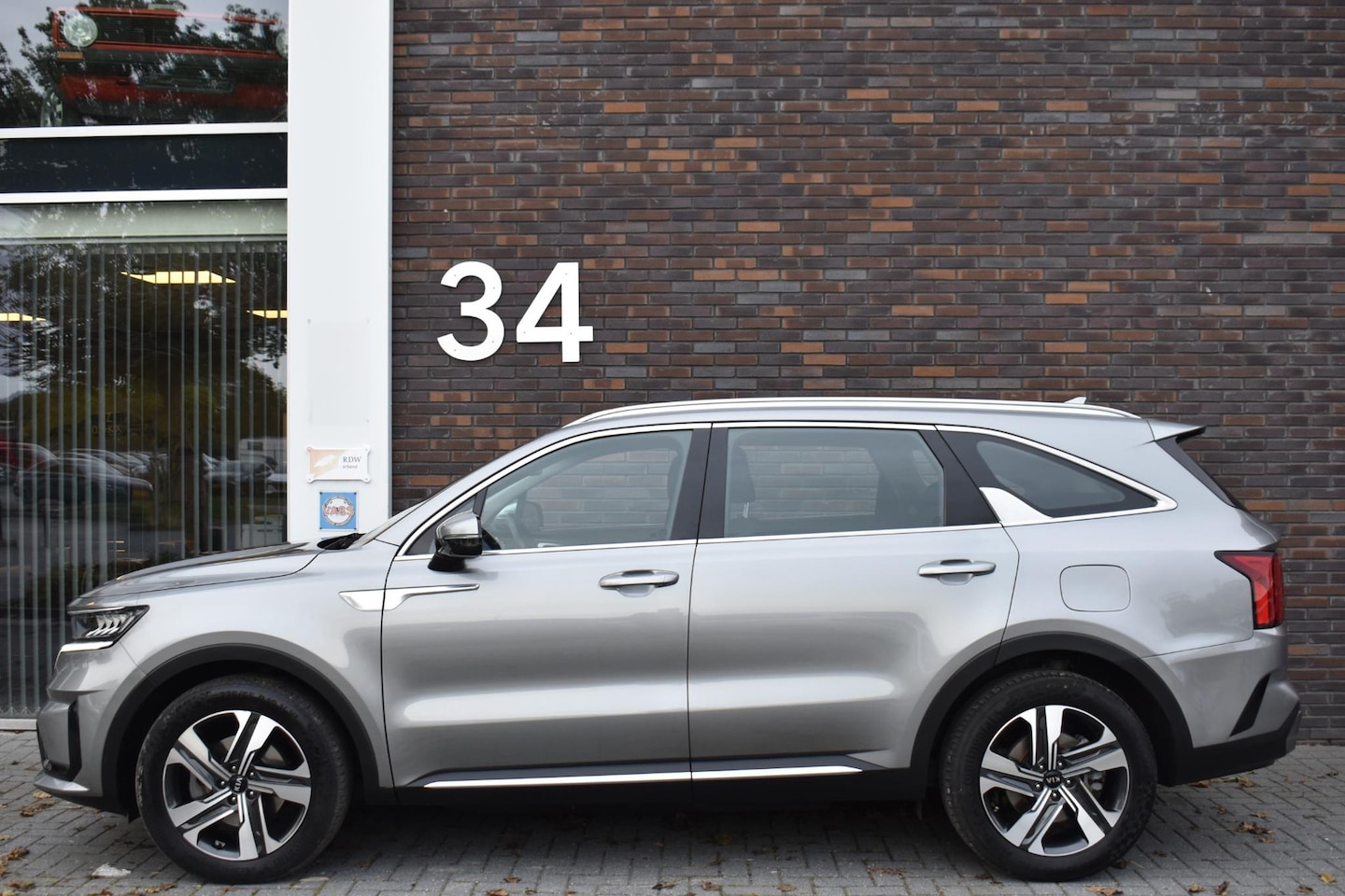 Kia Sorento - 1.6 T-GDI Plug-in Hybrid 4WD ComfortLine 5p. - AutoWereld.nl