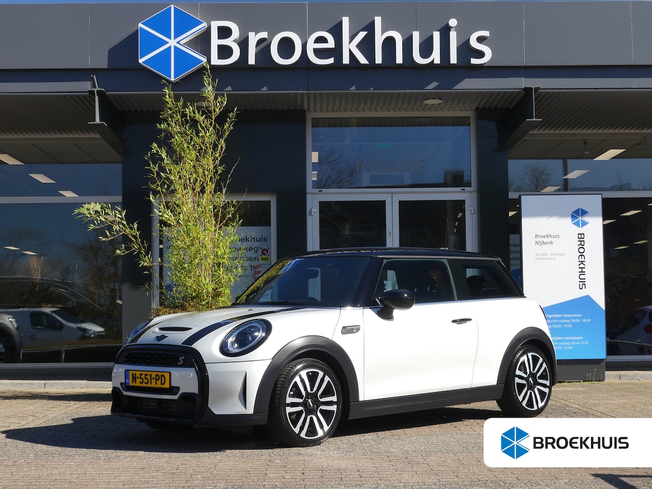 MINI Cooper S - Mini 2.0 Classic JCW | STOEL+VOORRUITVERWARMING | CAMERA | NAVI | GETINT GLAS | PARKEERSEN - AutoWereld.nl