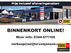 BMW X3 - xDrive20i Panoramadak / Xenon / Navigatie / LM velg V-spaak