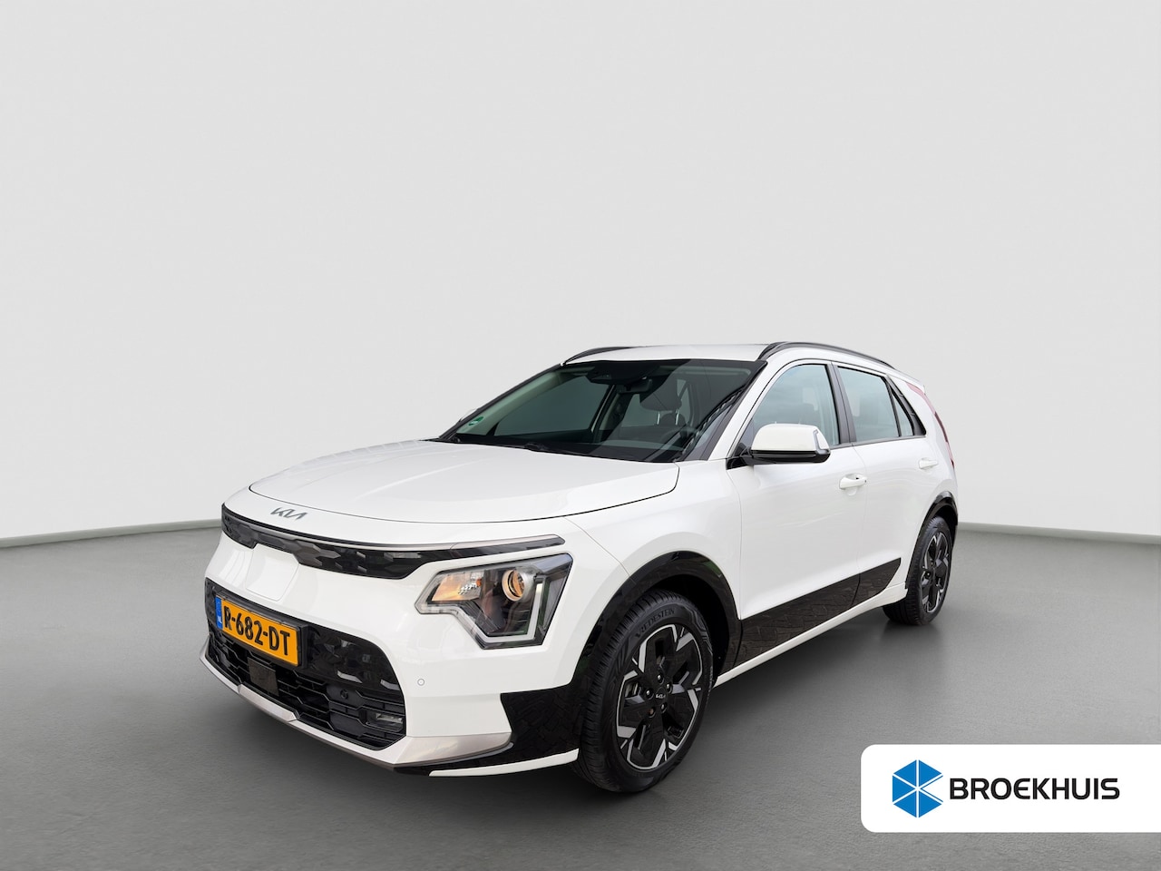 Kia Niro EV - DynamicLine 64.8 kWh 204pk | SOH 100% | Carplay | Camera | Trekhaak | Halfleder | Adaptive - AutoWereld.nl
